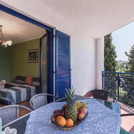 3 Bedroom Awesome In Pula