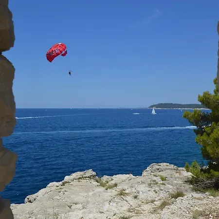 3 Bedroom Awesome In Lägenhet *