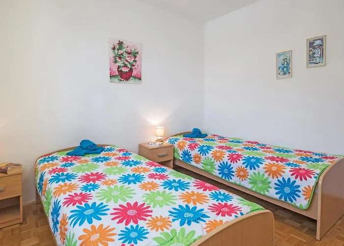 3 Bedroom Awesome Apartment In Pula * Pula