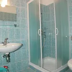 Διαμέρισμα 3 Bedroom Awesome In *